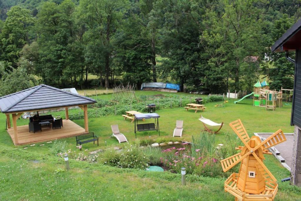 La Ferme De Rochesson, Jacuzzis & Piscine Commune エクステリア 写真