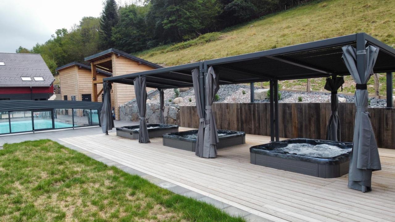 La Ferme De Rochesson, Jacuzzis & Piscine Communeアパートメント エクステリア 写真