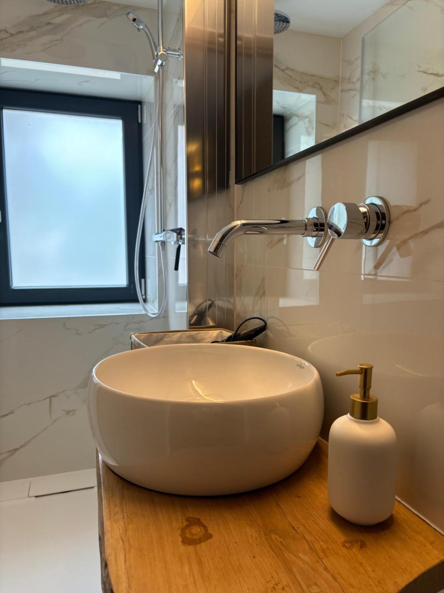 La Ferme De Rochesson, Jacuzzis & Piscine Commune エクステリア 写真