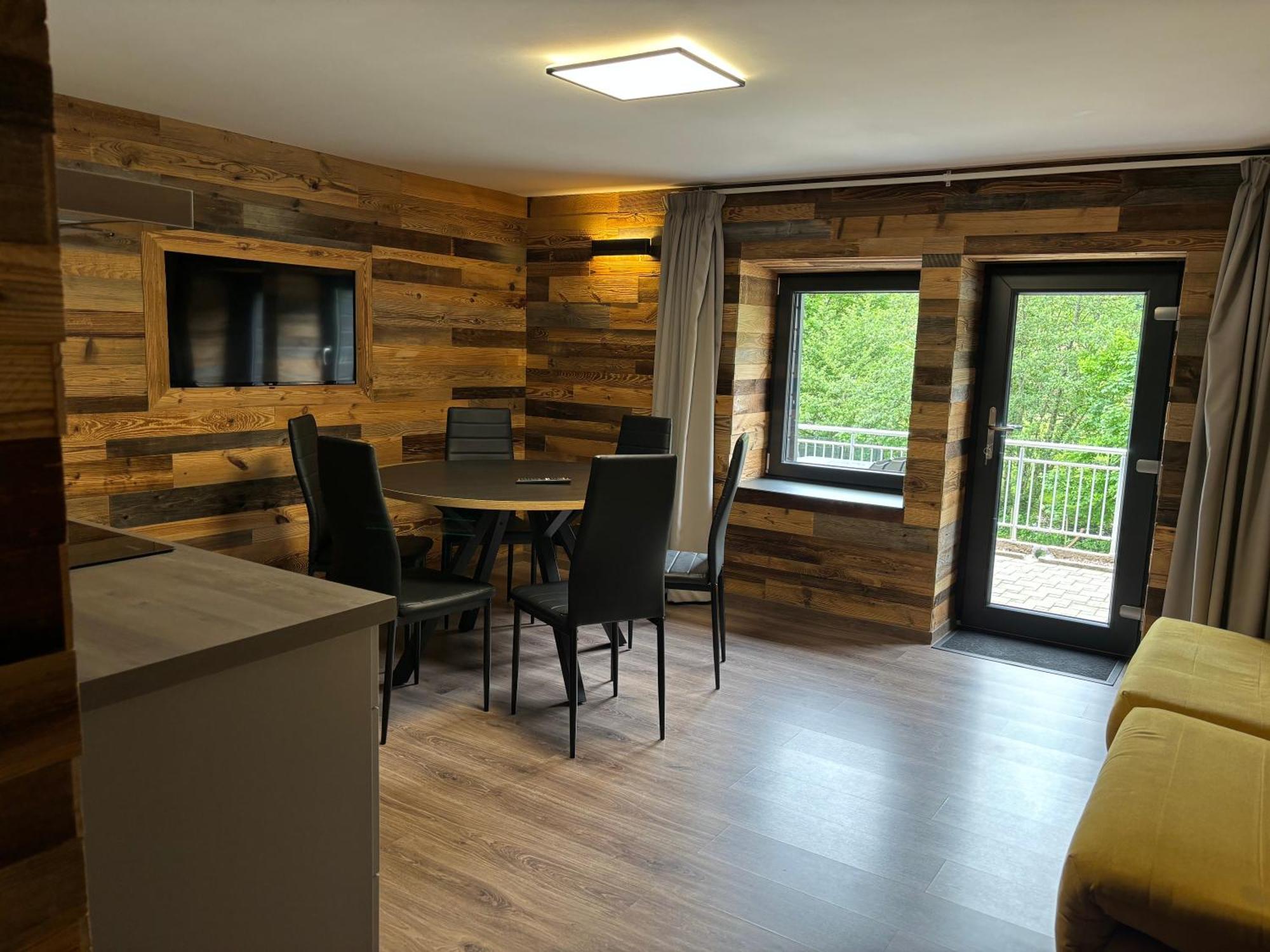 La Ferme De Rochesson, Jacuzzis & Piscine Commune エクステリア 写真