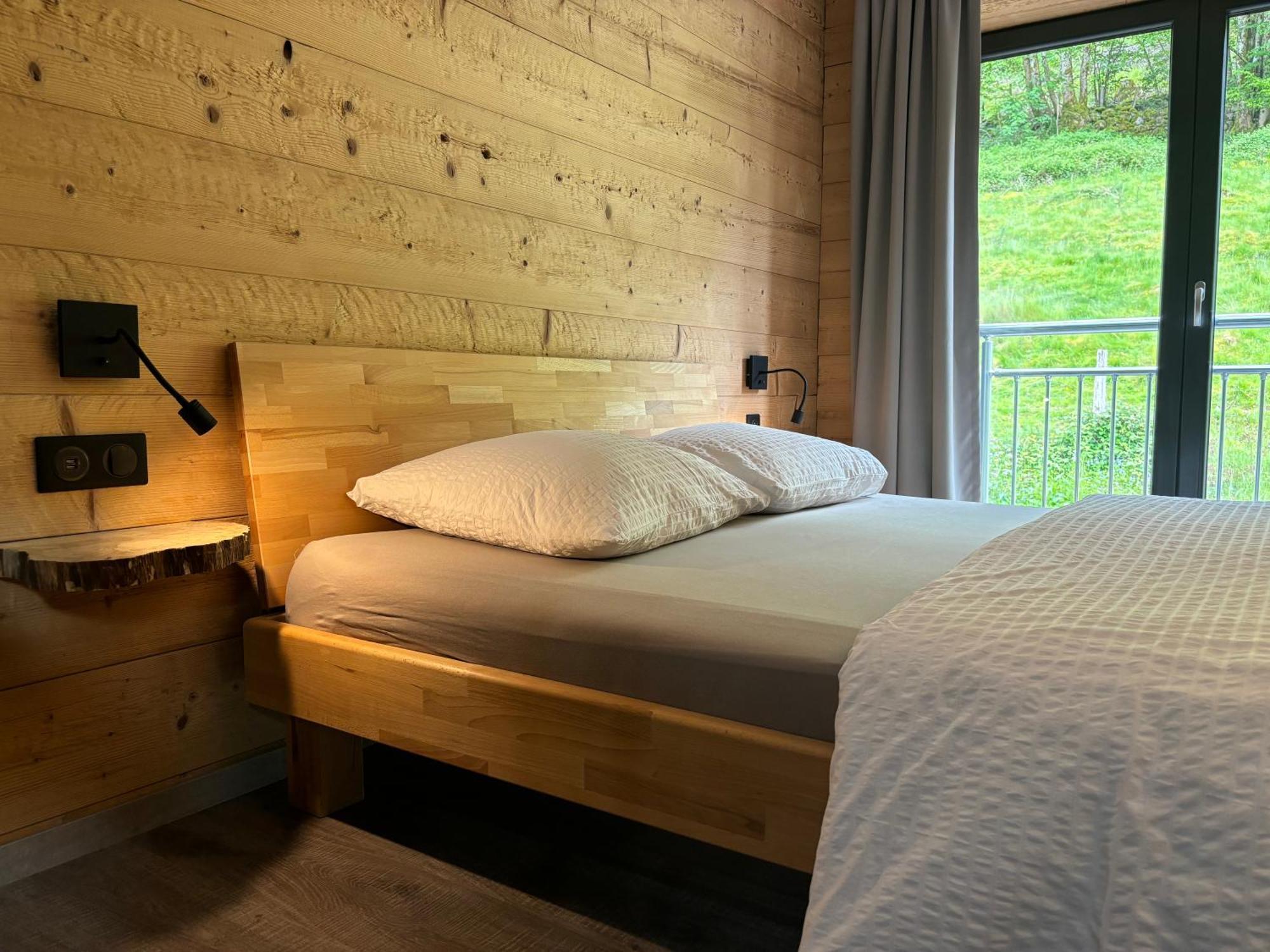 La Ferme De Rochesson, Jacuzzis & Piscine Commune エクステリア 写真