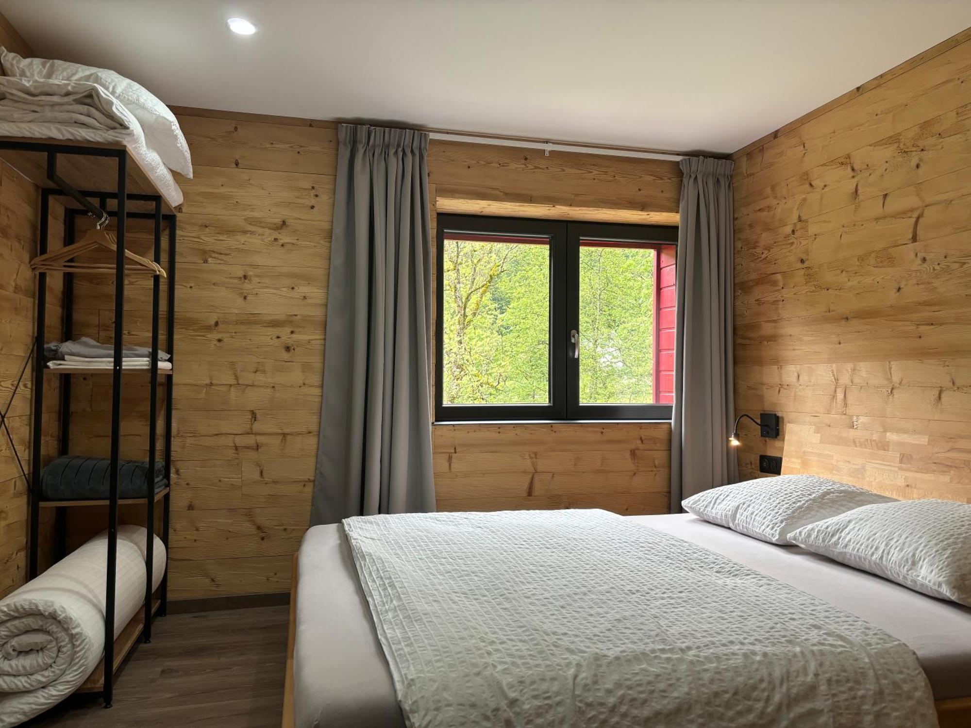 La Ferme De Rochesson, Jacuzzis & Piscine Commune エクステリア 写真
